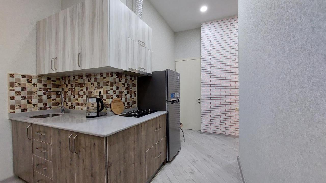 Elit Apartments บาทูมิ ภายนอก รูปภาพ