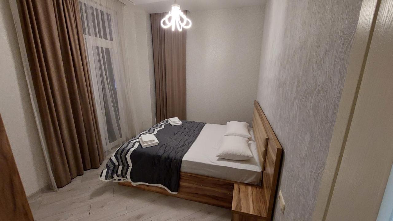 Elit Apartments บาทูมิ ภายนอก รูปภาพ