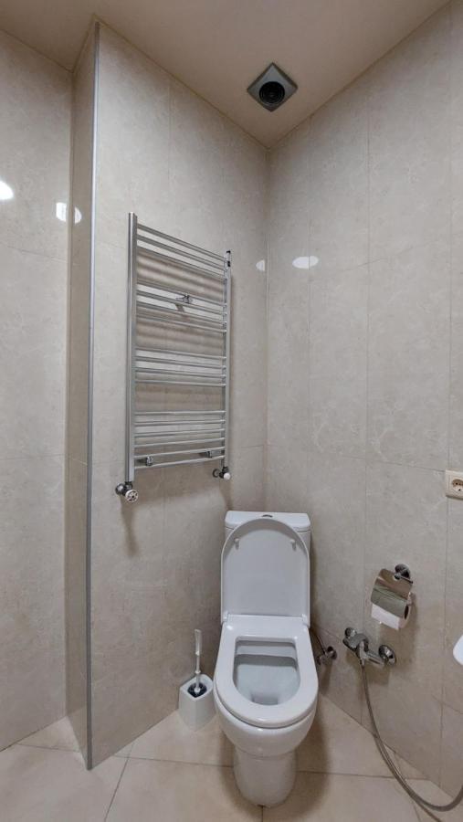 Elit Apartments บาทูมิ ภายนอก รูปภาพ