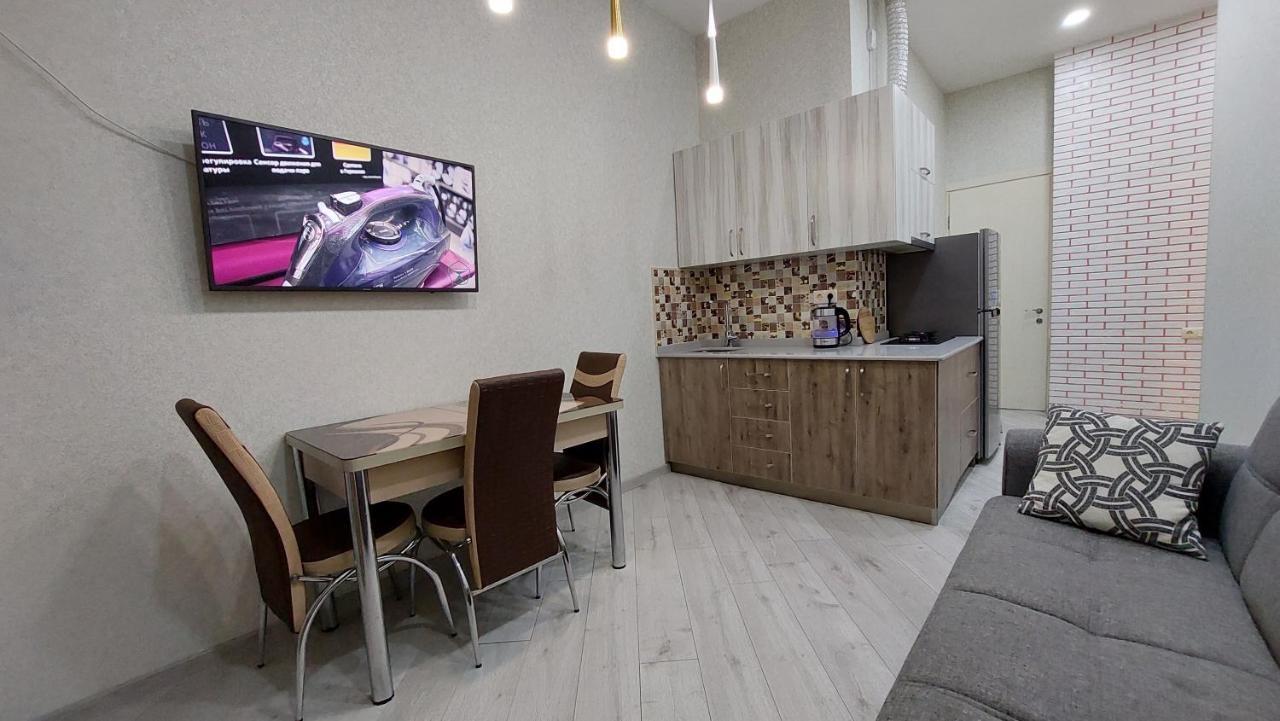 Elit Apartments บาทูมิ ภายนอก รูปภาพ